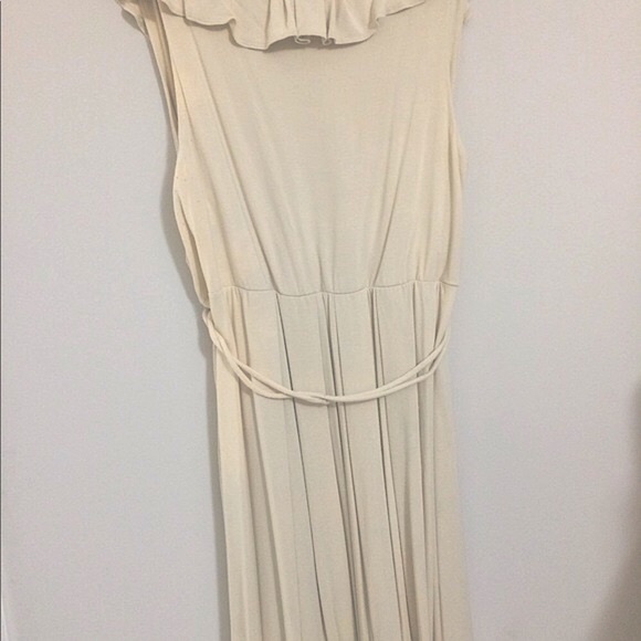 Stylish Dress with Stretch - Picture 7 of 7